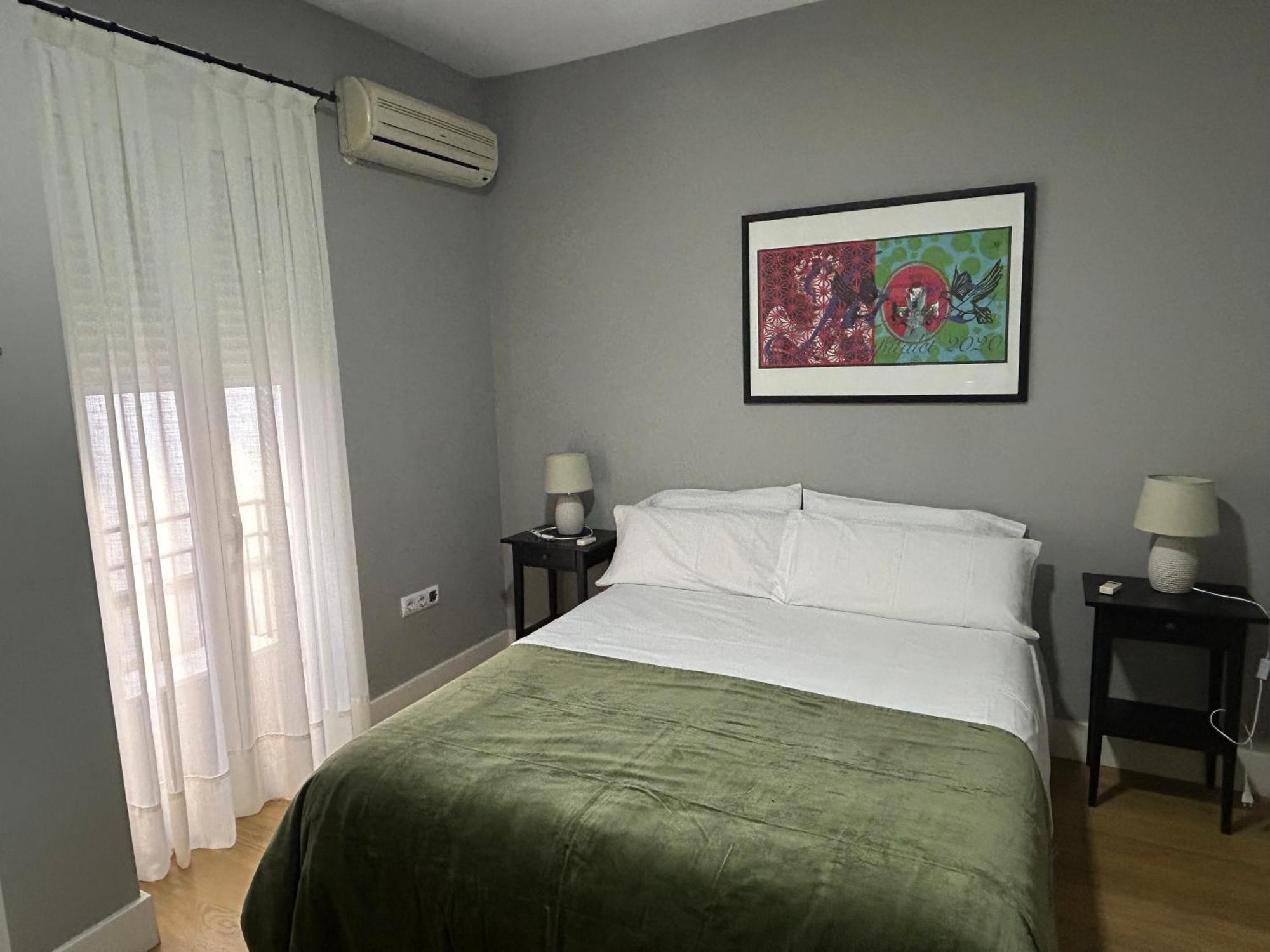 Hostfy Centro, Plaza De La Magdalena — Photos 1